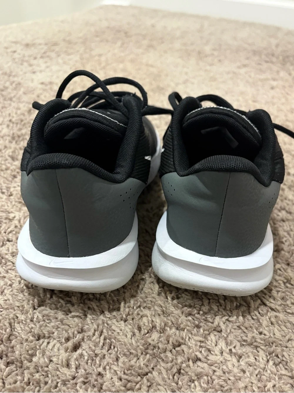 Nike Basketball shoes w/ box